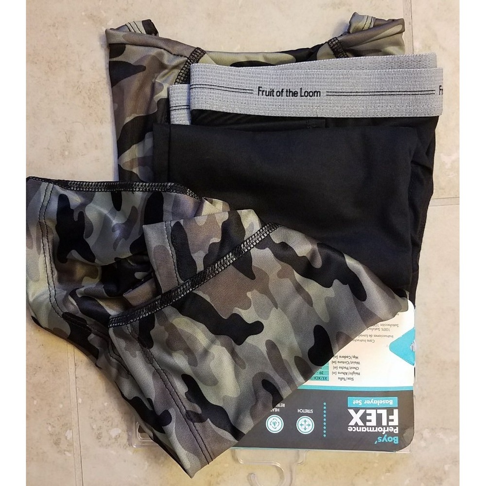 New Fruit of the Loom Boys Performance Flex Baselayer Set Camo Black XS (4/5) - Picture 4 of 5